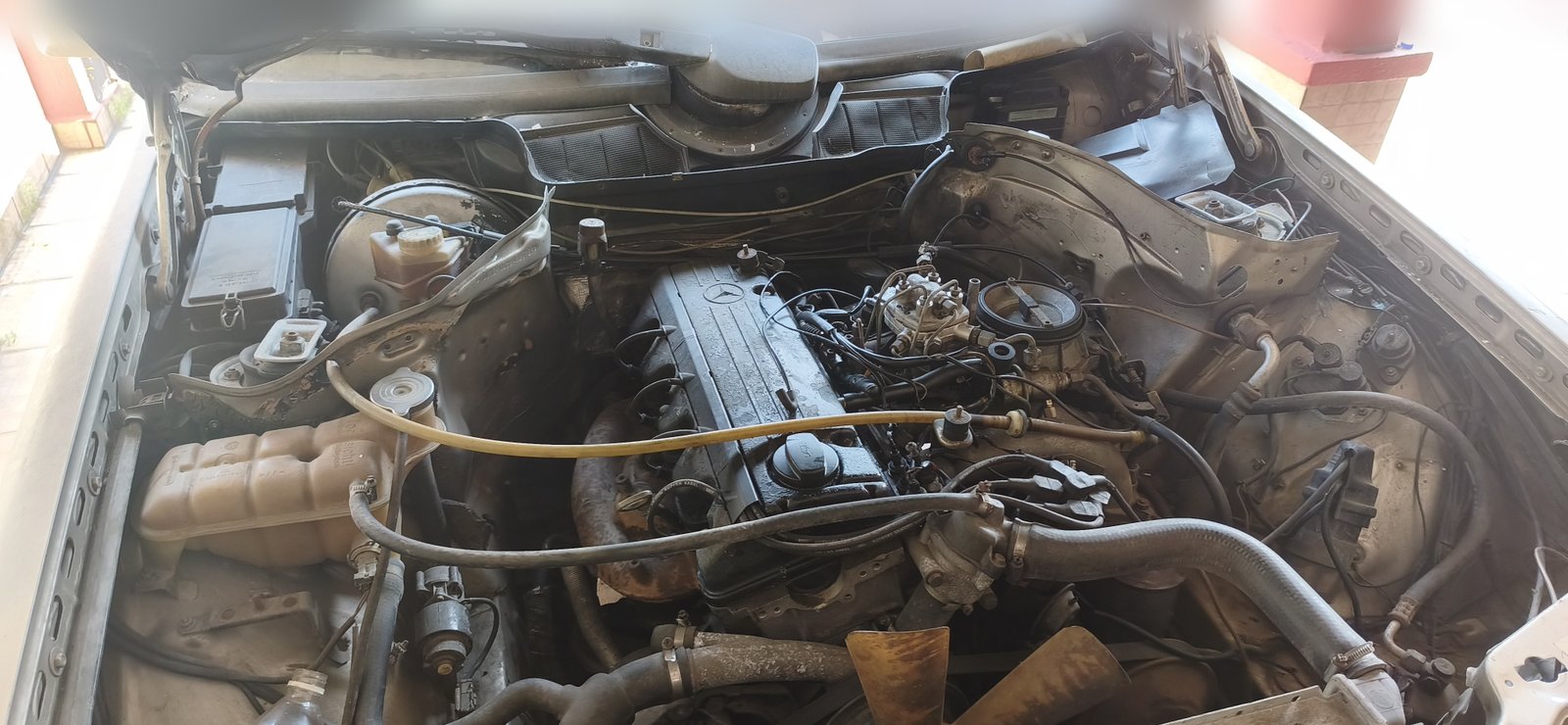 1986 Mercedes-Benz 230e / 124 - Project or Parts / Scrap Car